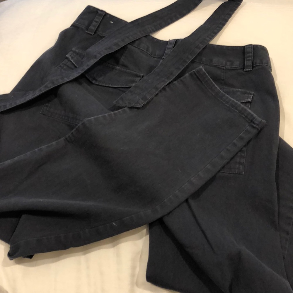 LOFT navy blue skinny belted cargo pant 0 - Picture 4 of 4
